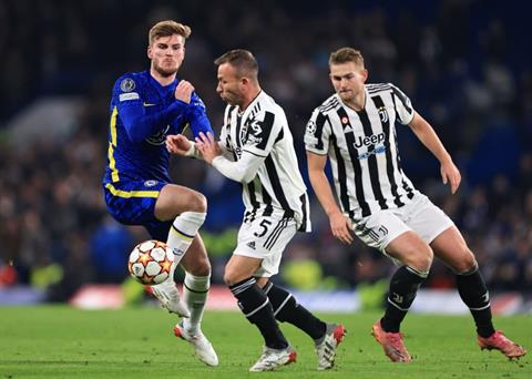 Chelsea tính dùng Werner đổi lấy De Ligt 